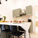 - Swiss Border Modern - Ac & Wifi Апартаменты Комо