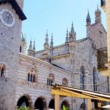 New Private Apt In Como Comfort - Elegant - Comfortable Apartment *