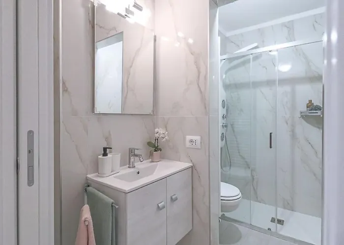 - Swiss Border Modern - Ac & Wifi Apartment